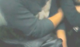 边摸边吃奶视频,温馨瞬间引网友热议